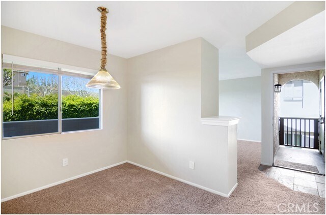Building Photo - 48 Corniche Dr
