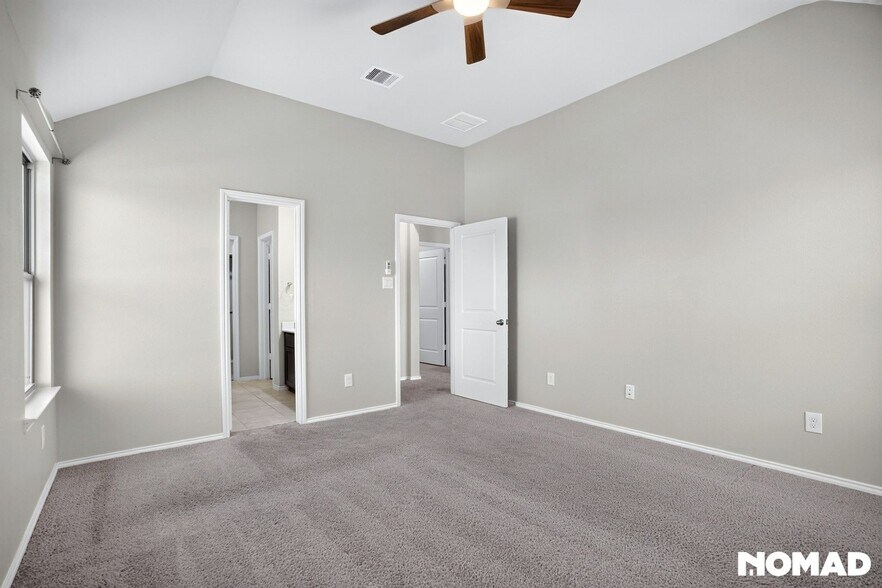 Building Photo - 5054 Klein Orchard Dr