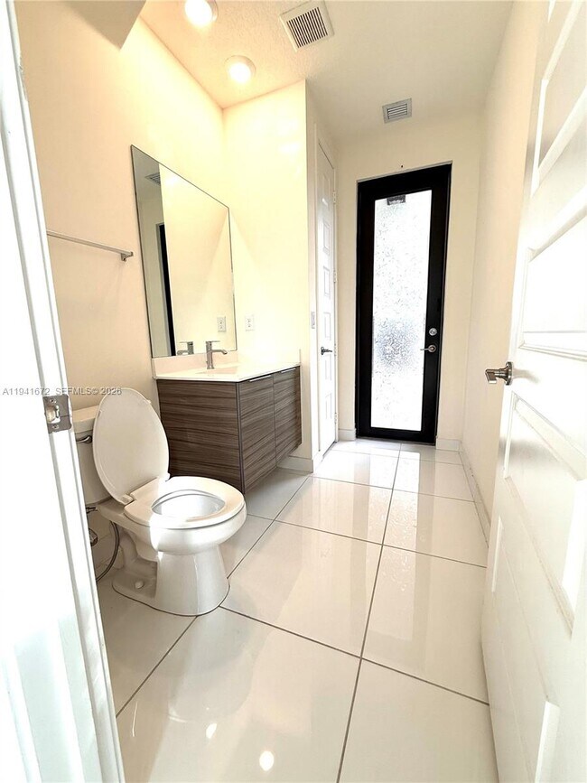 Building Photo - 8836 NW 161st Terrace