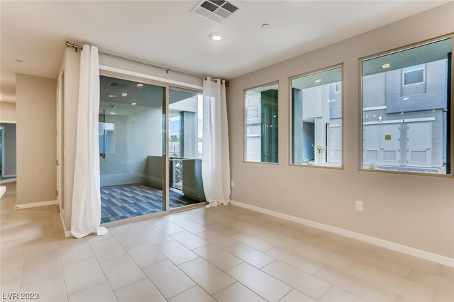 Building Photo - 11297 Hidden Peak Ave