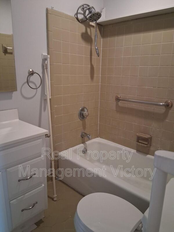 Building Photo - 1757 Tahiti Ln