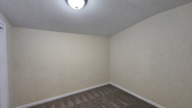 Building Photo - 419 Montrose St