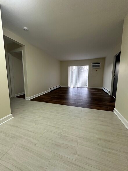 Building Photo - 705 Court of Spruce