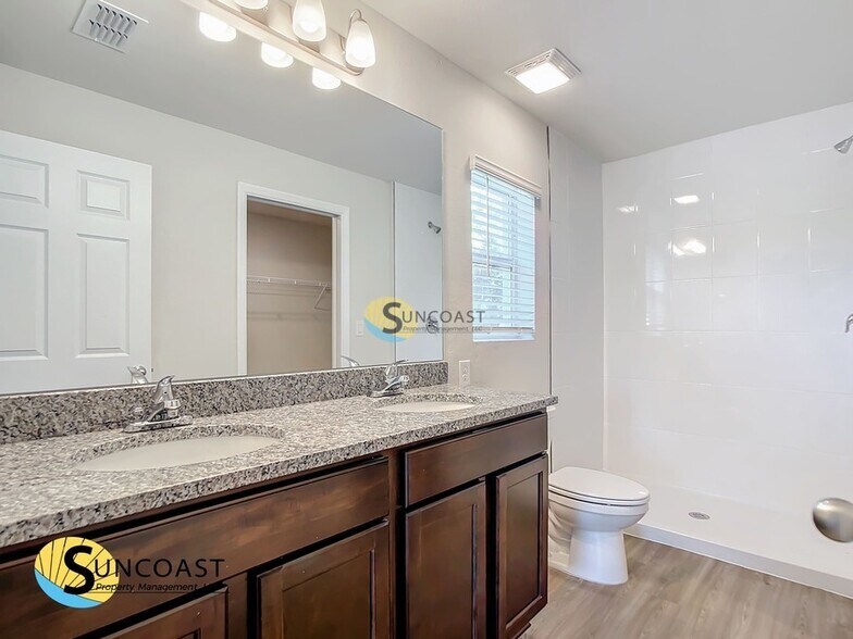 Building Photo - 20241 Peachland Blvd