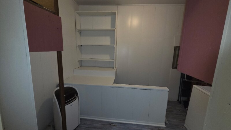 Building Photo - 105 19th St