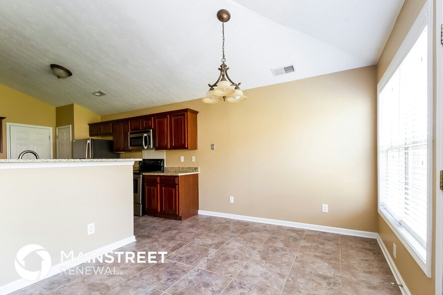 Building Photo - 1911 Belay Way