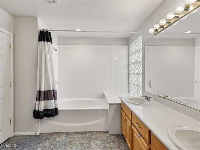 Building Photo - 6639 Tranquil Seas Ct