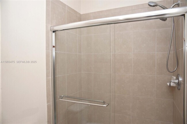 Building Photo - 14620 SW 15th St