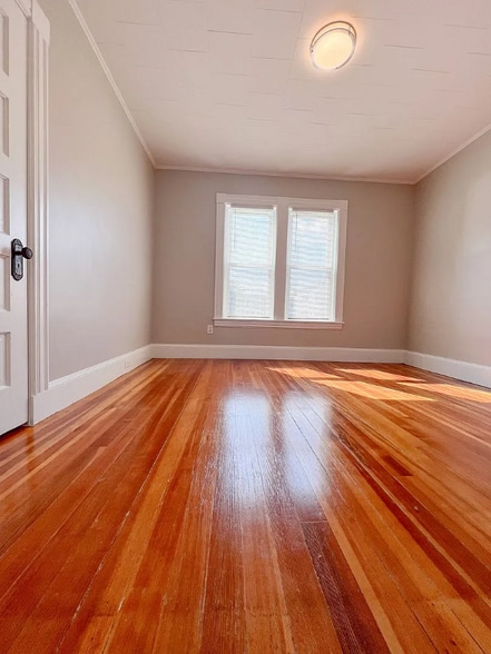 Building Photo - 84 Exeter Ave