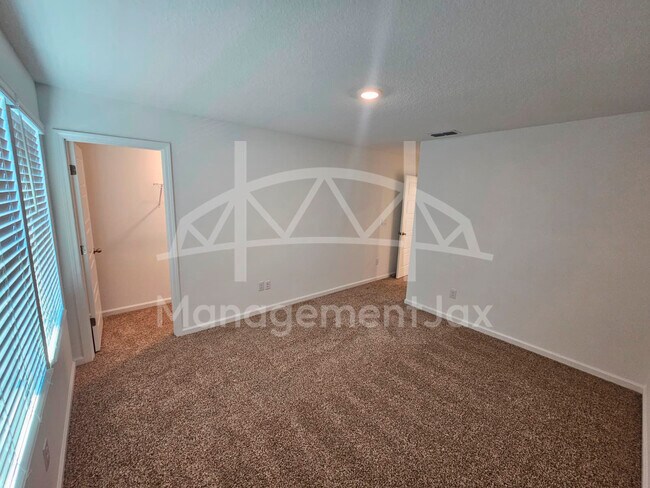 Building Photo - 5914 Ortega Lk Dr