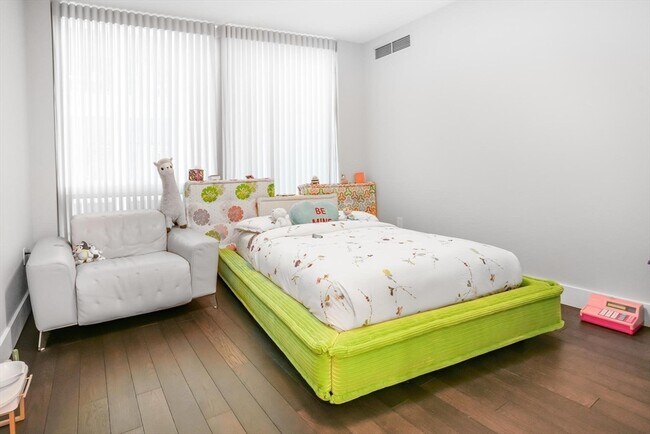 Building Photo - 22 Liberty Drive