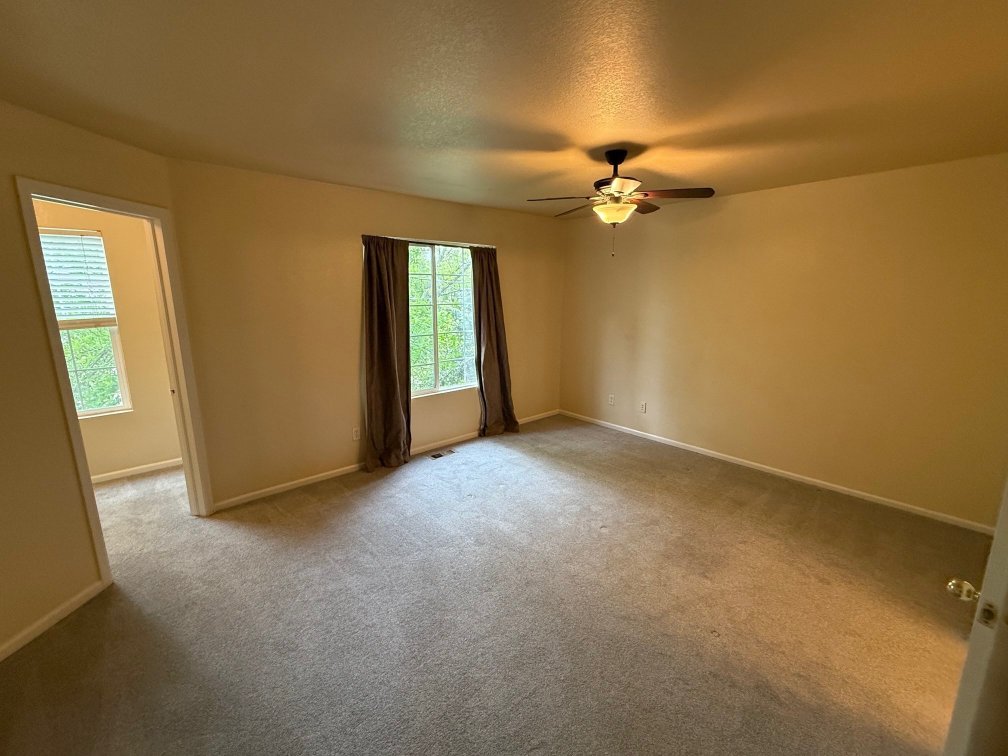 Building Photo - 5222 E 100th Way