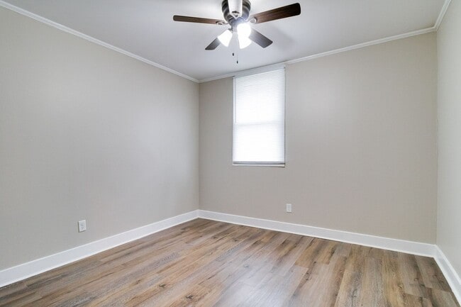 Building Photo - Lovely renovated 2 Bedroom in Broussard