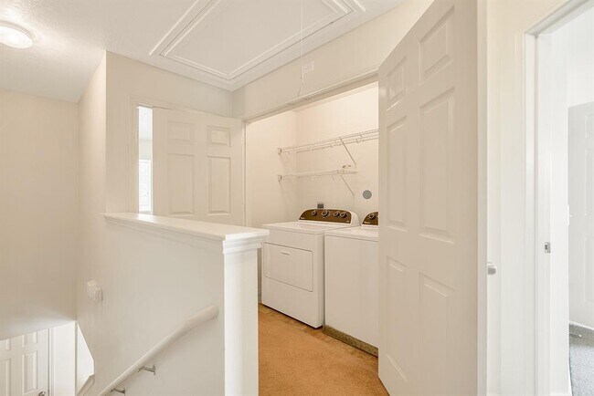 Building Photo - 29731 Sullivan Oaks Dr