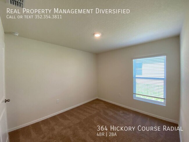 Building Photo - 364 Hickory Course Radial