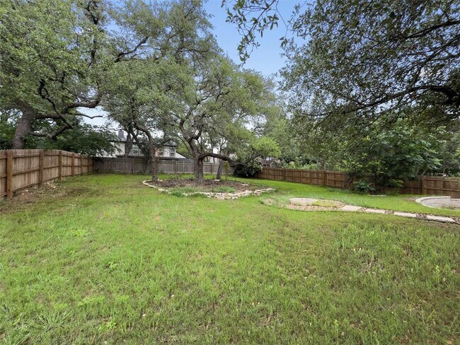 Building Photo - 307 Hurst Creek Rd