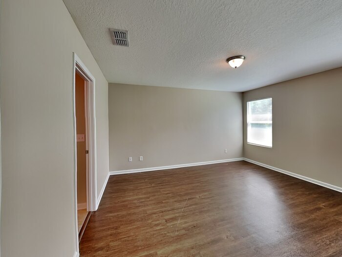 Building Photo - 7063 Camfield Landing Dr