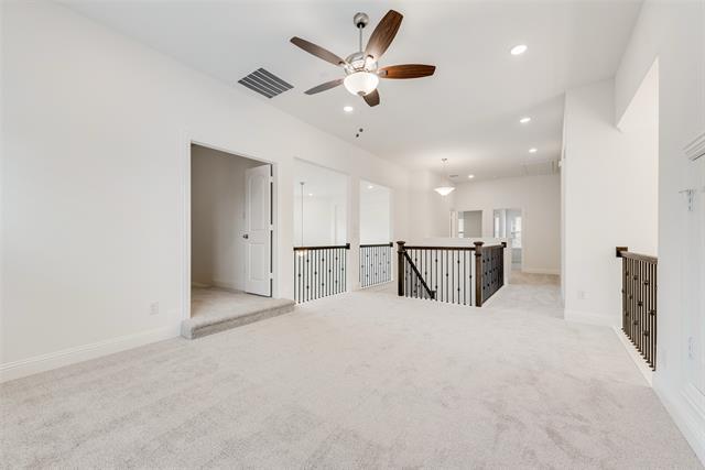 Building Photo - 409 Cottontail Ln