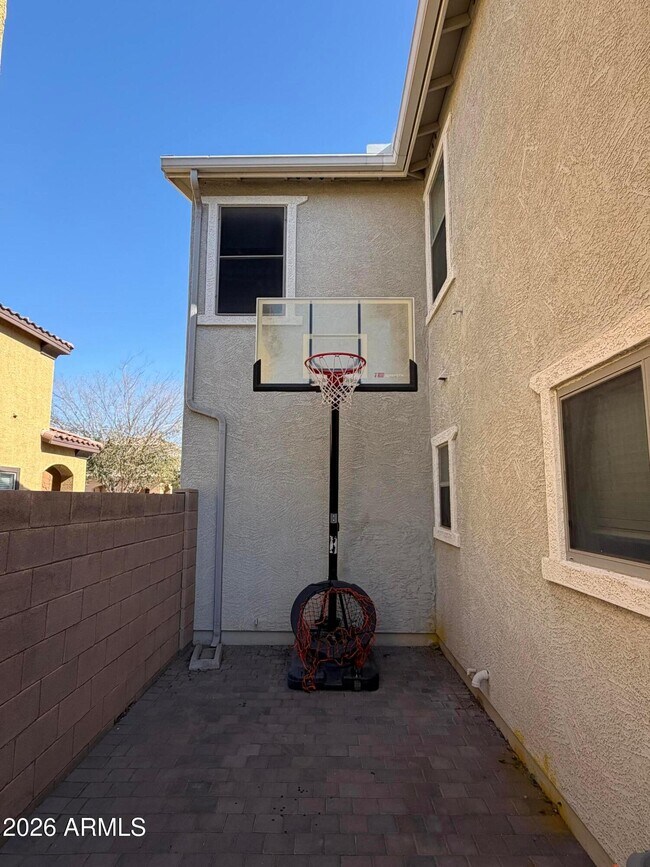 Building Photo - 8508 N 64th Ln