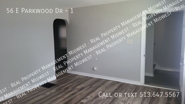 Building Photo - 56 E Parkwood Dr