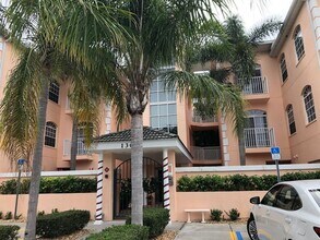 Building Photo - NEW PRICE! Venice, FL 3BR/2BA/1CG Seasonal Rental in Courtyards of Gondola Park