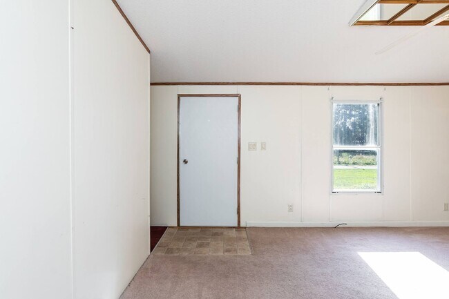 Building Photo - 130 Brodie Privette Rd