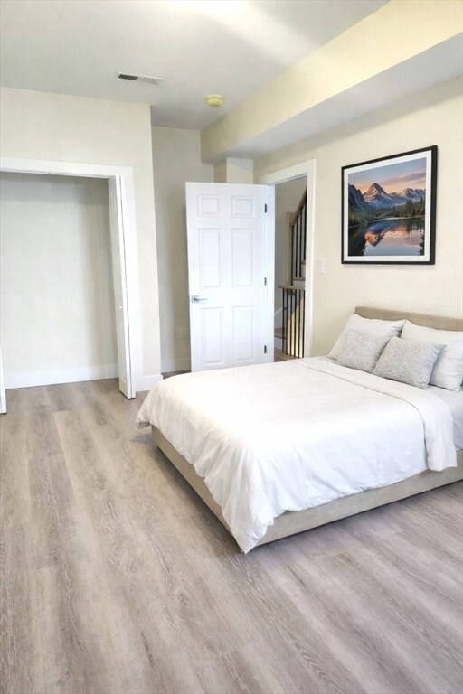 Building Photo - 264 Bowen St