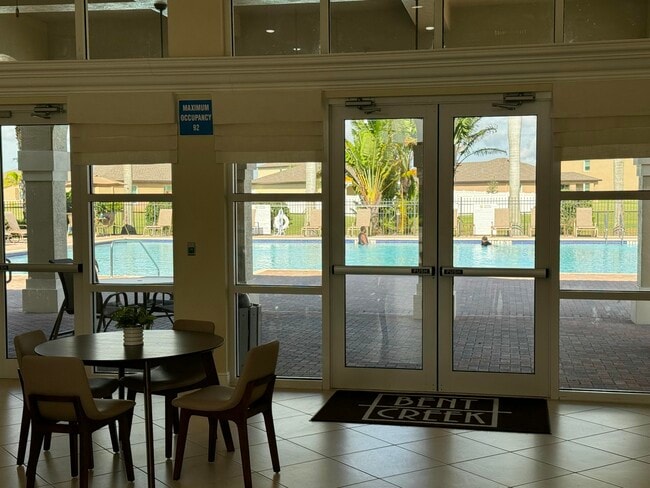 Building Photo - 673 Carlyle Wy