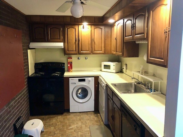 Building Photo - 159 Concord Ave