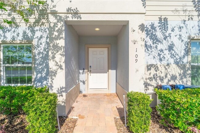 Building Photo - 109 Claire Ln