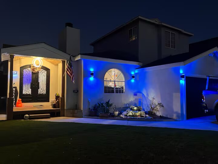 Building Photo - 3738 Conquista Ave