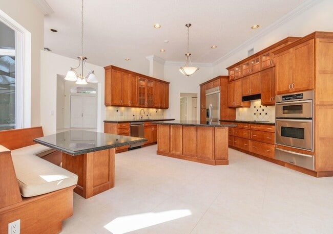 Building Photo - 474 Stonemont Dr