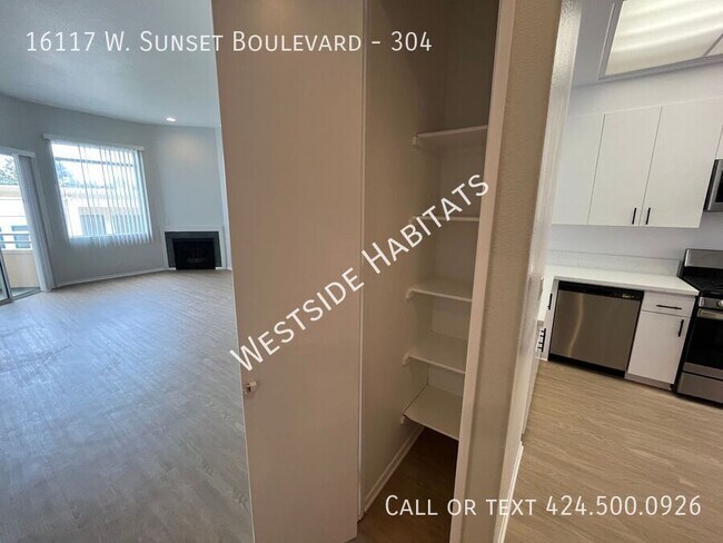 Building Photo - 16117 W Sunset Blvd