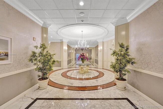 Building Photo - 3800 S Ocean Dr