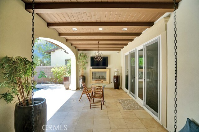 Building Photo - 54 Clifford