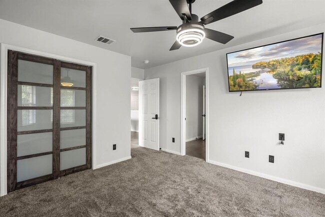 Building Photo - 4405 Bandice Ln