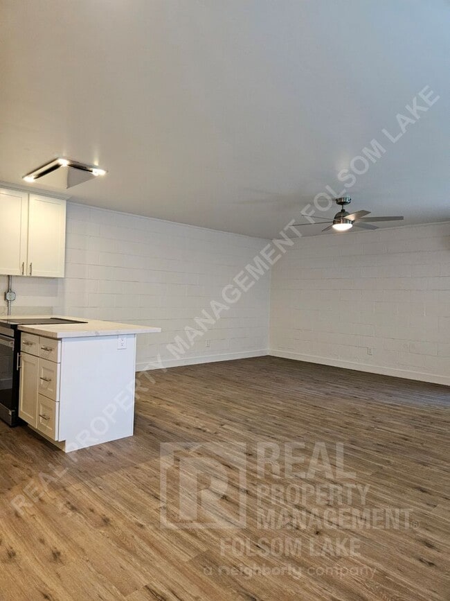 Building Photo - Newly upgraded 1Bd 1Ba unit in Placerville