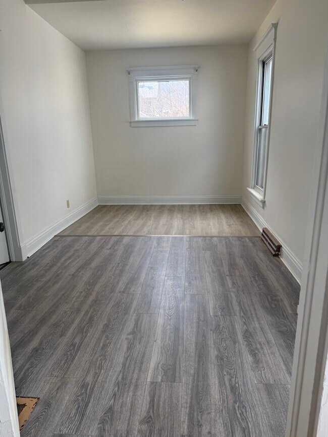 Building Photo - 1722 Wisconsin Ave