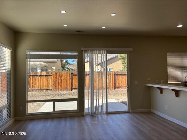 Building Photo - 10567 Moss Wood Ct