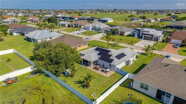 Building Photo - 3322 NW 5th Terrace