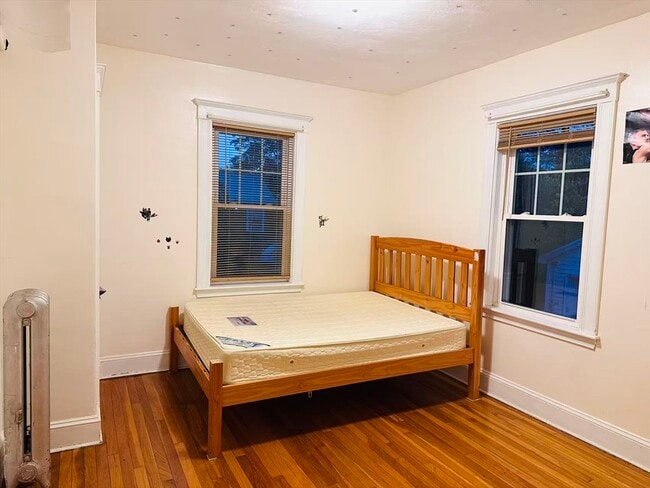 Building Photo - 26 Ellerton Rd