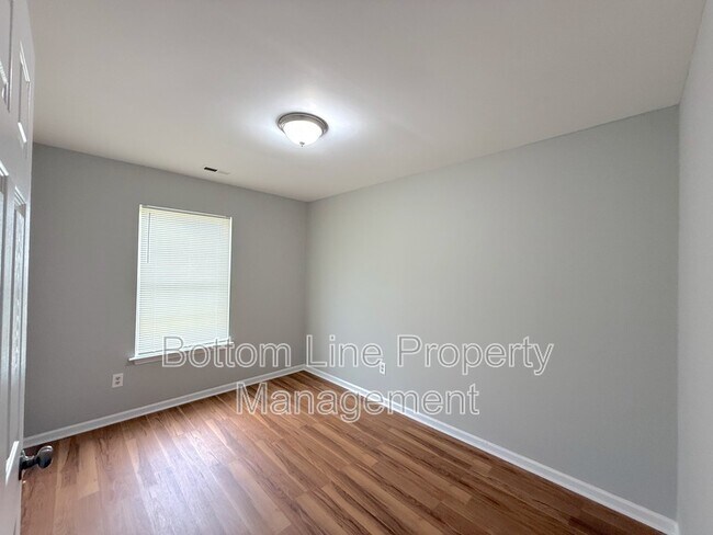 Building Photo - 5503 Windy Valley Dr