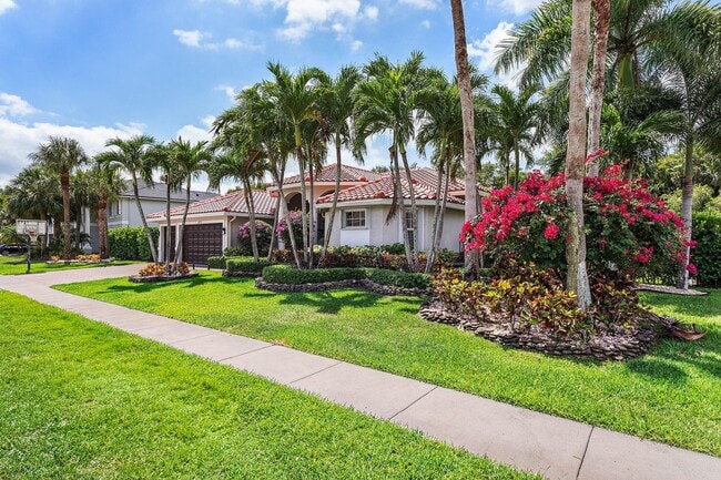 Building Photo - 4675 Manderly Dr