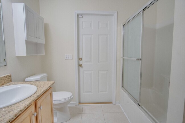 Building Photo - Updated 4BR/3BA Brick Home Near NAS Pensacola with Office & Screened Porch