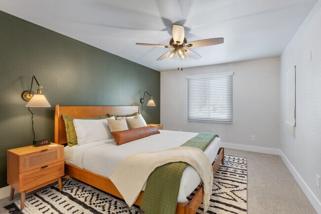 Building Photo - 4 Bedroom Home in SW Loveland