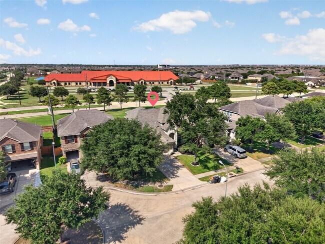 Building Photo - 24542 Bella Veneza Dr