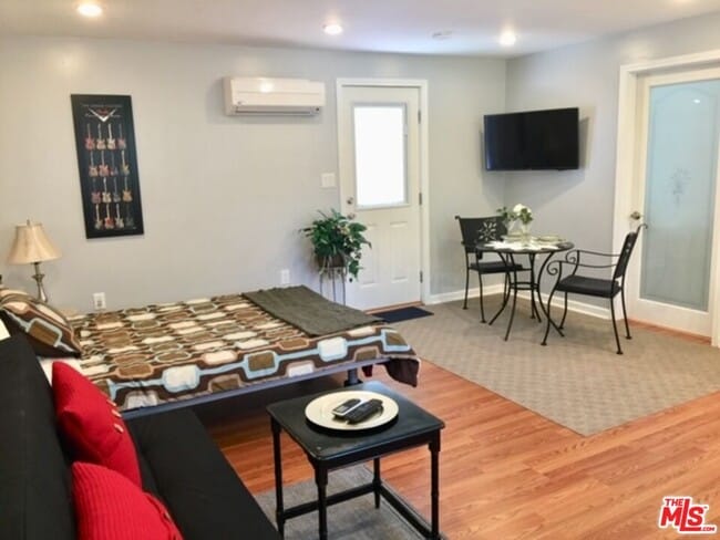 Building Photo - 1348 S Curson Ave