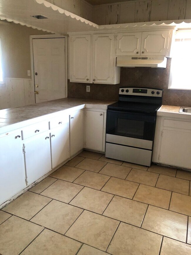 Building Photo - 2821 56th St