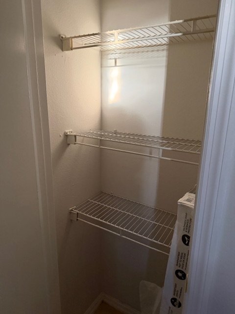 Building Photo - 332 Caribbean Dr