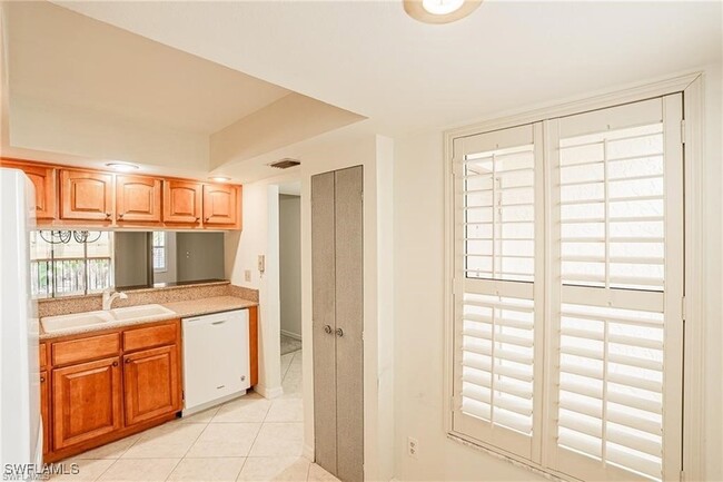Building Photo - 15126 Parkside Dr